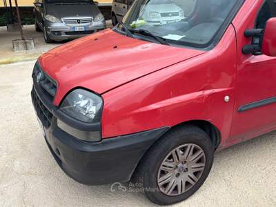 Fiat Doblò Dobl&ograve; 1.9 JTD H2 tetto alto - motore batte rotto Rosso usata Palestrina