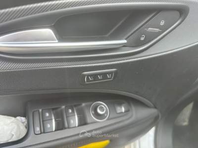 Alfa Romeo Stelvio AUTOVETTURA CON GARANZIA TOTALE Bianco usata Castrovillari
