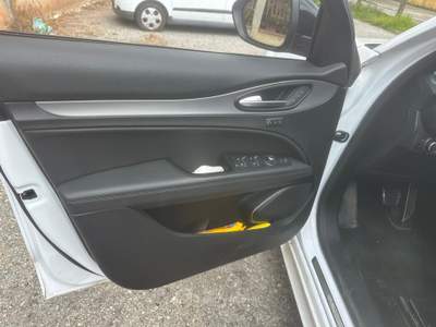 Alfa Romeo Stelvio AUTOVETTURA CON GARANZIA TOTALE Bianco usata Castrovillari