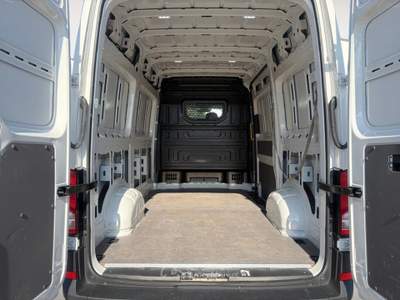 Volkswagen Crafter 35 2.0 TDI 140CV L3H3 Business Bianco usata Ravenna