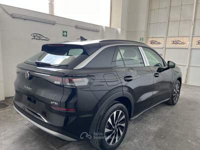 Volkswagen T-Roc T-Roc 1.5 tsi Life dsg Nero usata San Giuseppe Vesuviano
