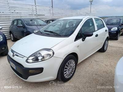 Fiat Punto Evo 1.3 Mjt 75 CV 5 porte Active prezzo fisso motore REVISIONATO Bianco usata Altamura