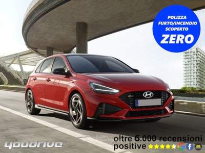 Hyundai i30 1.0 T-GDI 12V 5 porte Business Rosso usata Nola