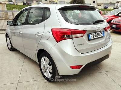 Hyundai ix20 adatta a neopatentati Argento usata Ceglie Messapica
