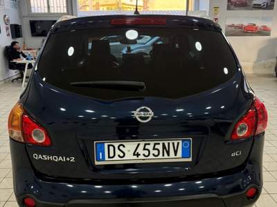 Nissan Qashqai 2.0 4x4 auto 7 posti tetto Blu/Azzurro usata Qualiano