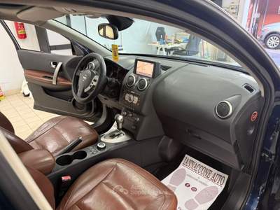 Nissan Qashqai 2.0 4x4 auto 7 posti tetto Blu/Azzurro usata Qualiano