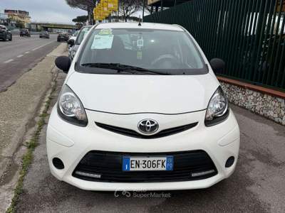 Toyota Aygo AYGO 1.0 CONNECT 5 PORTE 128000 KM NAVIGATORE Bianco usata Giugliano in Campania
