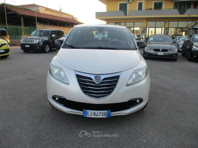 Lancia Ypsilon 1.3 MULTIJET 95CV E5 GOLD 138000 KM CERTIFICATI Bianco usata Giugliano in Campania