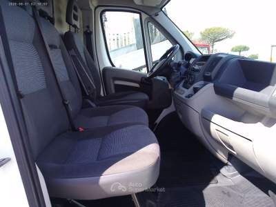 Peugeot Boxer BOXER 2.2 120CV FURGONE P.MEDIO T.ALTO 152000KM Bianco usata Giugliano in Campania