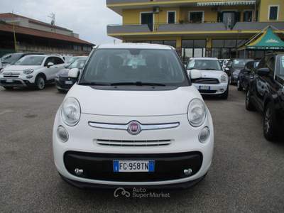 Fiat 500L 500L 1.6 120CV E6 N1 AUTOCARRO 4P NAVIG TAGLIANDAT Bianco usata Giugliano in Campania