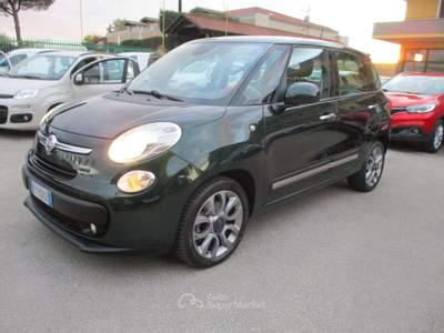 Fiat 500L 1.3 M-JET 85CV E5 LOUNGE NAVIG/TETTO PANORAMICO Verde usata Giugliano in Campania