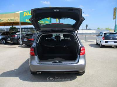 Mercedes-Benz Classe B B 180 CDI 110CV E5 PREMIUM PACK **PERFETTA** 210KM Grigio usata Giugliano in Campania