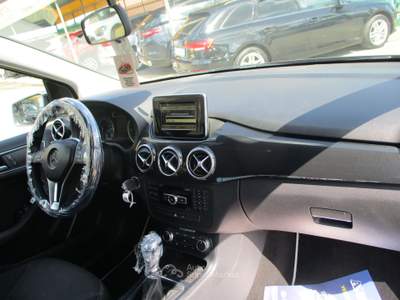 Mercedes-Benz Classe B B 180 CDI 110CV E5 PREMIUM PACK **PERFETTA** 210KM Grigio usata Giugliano in Campania
