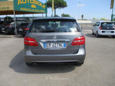 Mercedes-Benz Classe B B 180 CDI 110CV E5 PREMIUM PACK **PERFETTA** 210KM Grigio usata Giugliano in Campania