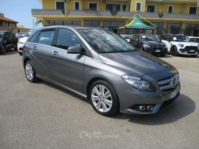 Mercedes-Benz Classe B B 180 CDI 110CV E5 PREMIUM PACK **PERFETTA** 210KM Grigio usata Giugliano in Campania