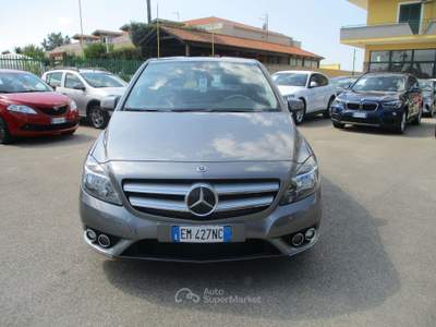 Mercedes-Benz Classe B B 180 CDI 110CV E5 PREMIUM PACK **PERFETTA** 210KM Grigio usata Giugliano in Campania