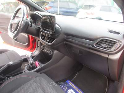 Ford Fiesta FIESTA 5P 1.1 ST-LINE 85CV E6 5 PORTE KM CERTIFICA Rosso usata Giugliano in Campania