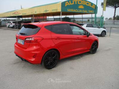 Ford Fiesta FIESTA 5P 1.1 ST-LINE 85CV E6 5 PORTE KM CERTIFICA Rosso usata Giugliano in Campania