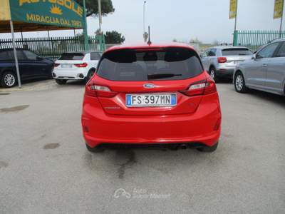 Ford Fiesta FIESTA 5P 1.1 ST-LINE 85CV E6 5 PORTE KM CERTIFICA Rosso usata Giugliano in Campania