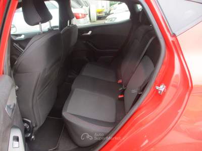 Ford Fiesta FIESTA 5P 1.1 ST-LINE 85CV E6 5 PORTE KM CERTIFICA Rosso usata Giugliano in Campania