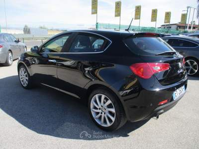 Alfa Romeo Giulietta 1.6 JTDM 105CV E5 EXCLUSIVE NAVI/PDC KM CERTIFICAT Nero usata Giugliano in Campania
