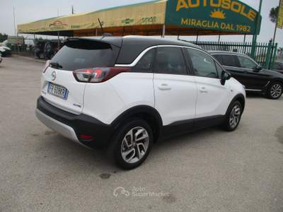Opel Crossland X CROSSLAND X 1.2 82CV E6 GPL DI SERIE Bianco usata Giugliano in Campania