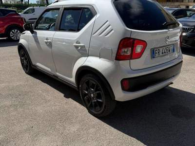Suzuki Ignis IGNIS III 1.2 DUALJET 4WD I ADVENTURE ALLGRIP 4X4 Bianco usata Giugliano in Campania