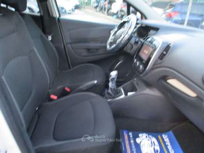 Renault Captur CAPTUR 1.5 DCI 90CV E6 SPORT EDITION NAVI/CAMERA Beige usata Giugliano in Campania