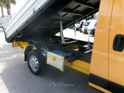 Fiat Ducato 2.3 M-JET 130CV E6 CAMBIO AUTOMATICO **83000KM** RIBALTABILE TRILATERALE NUOVO Giallo usata Giugliano in Campania