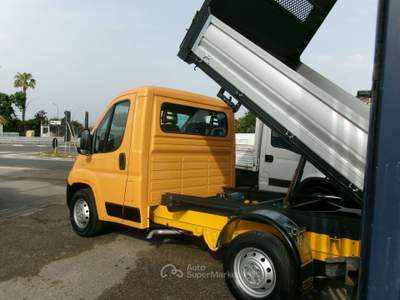 Fiat Ducato 2.3 M-JET 130CV E6 CAMBIO AUTOMATICO **83000KM** RIBALTABILE TRILATERALE NUOVO Giallo usata Giugliano in Campania