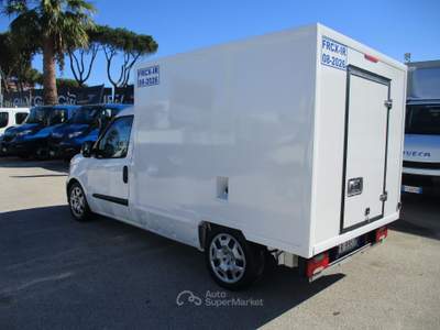 Fiat Doblò 1.6 120CV E6 FRIGO FRCX -20° 08/26 PARATIA DIVI Bianco usata Giugliano in Campania