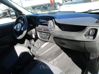 Fiat Doblò 1.6 120CV E6 FRIGO FRCX -20° 08/26 PARATIA DIVI Bianco usata Giugliano in Campania