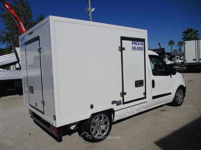 Fiat Doblò 1.6 120CV E6 FRIGO FRCX -20° 08/26 PARATIA DIVI Bianco usata Giugliano in Campania
