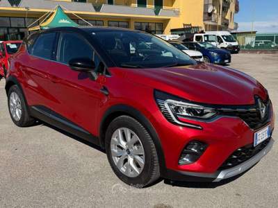 Renault Captur CAPTUR E-TECH PLUG-IN HYBRID 1.6 AUTOMATICA/NAVI/P Rosso usata Giugliano in Campania