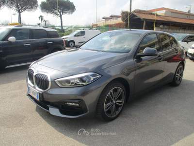 BMW Serie 1 116d 116 116d ADVANTAGE 1.5 115 CV E6D NAVI/PDC/LED KM CERT Grigio usata Giugliano in Campania