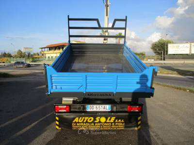Iveco Daily 35C10 2.3 GRU BONFIGLIOLI 2300/2S RIBALTABILE NUOV Blu/Azzurro usata Giugliano in Campania