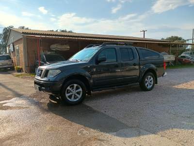 Nissan Navara Tenuta sempre in garage Grigio usata Grosseto