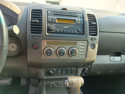 Nissan Navara Tenuta sempre in garage Grigio usata Grosseto