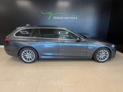 BMW Serie 5 530d Futura d Touring xdrive Luxury auto E6 Grigio usata Fontanafredda