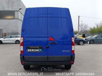Renault Master T33 2.3 dci 135cv L2H2 Ice Plus Blu/Azzurro usata Verona