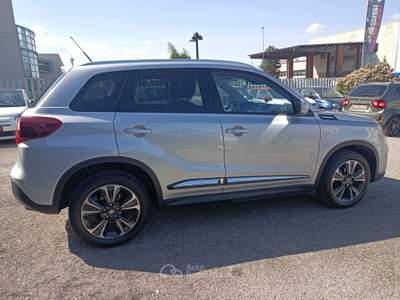 Suzuki Vitara 4WD AllGrip Top Argento usata Assisi