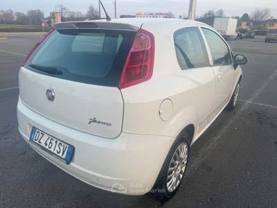 Fiat Grande Punto fiat grande punto 1,2 benzina GPL 3 porte X NEOPATENTATI Bianco usata Tavazzano con Villavesco