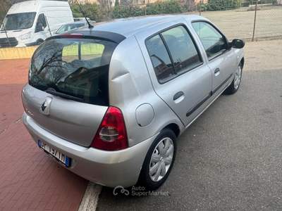 Renault Clio RENAULT CLIO 1,2BENZINA GPL 2009 X NEOPATENTATI 3886920620 Grigio usata Tavazzano con Villavesco