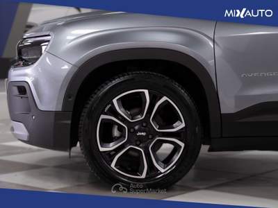 Jeep Avenger 1.2 Turbo Summit FWD 100CV Grigio usata Latina