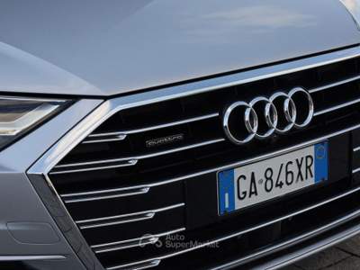 Audi A8 55 TFSI 3.0 quattro tiptronic Argento usata Caorso
