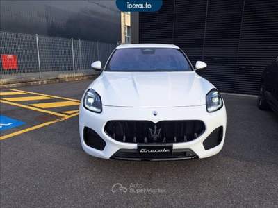 Maserati Grecale 2.0 mhev modena 330cv auto Bianco usata Bergamo