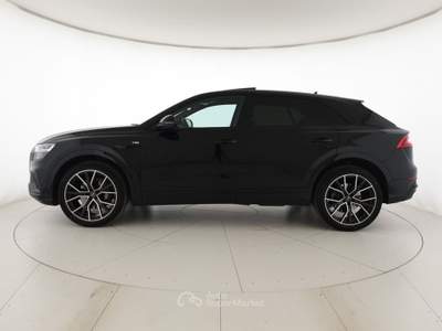 Audi Q8 50TDI 286CV quattro tiptronic Sport Nero usata Verona