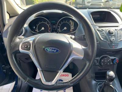 Ford Fiesta Fiesta 5p 1.0 Business 80cv Blu/Azzurro usata Pinerolo
