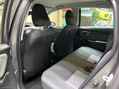 Toyota Yaris Yaris 1.5 Hybrid 5p. Business *CAMBIO AUT.*NEOPATENTATI* Grigio usata Castrezzato