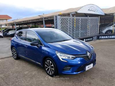 Renault Clio TCe 100 CV GPL Techno Blu/Azzurro usata Saviano